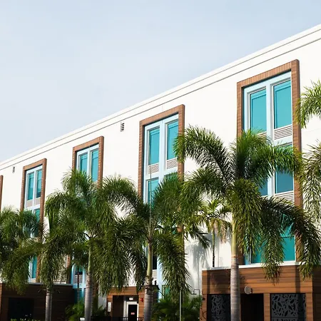Kompose Boutique Resort @ Theme Parks-3