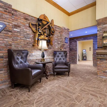 Best Western Parkway Inn & Conference Centre-2