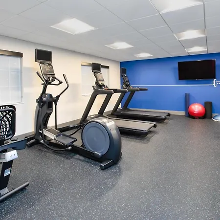 Holiday Inn Express Hotel & Suites Defiance By Ihg-2