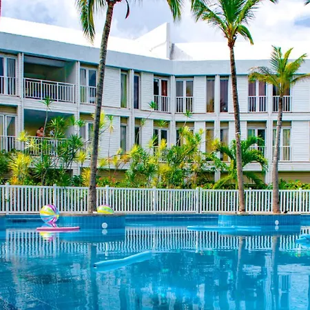 Hotel Blue Cove By On Vacation-3