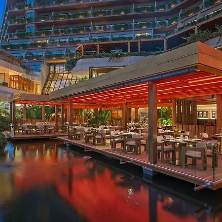 Four Seasons Hotel-3