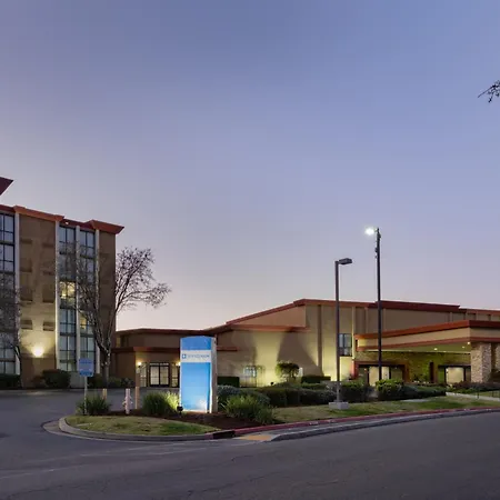 Wyndham Sacramento-3