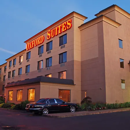 Oxford Suites Portland - Jantzen Beach-2
