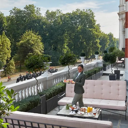 Mandarin Oriental Hyde Park, London-3