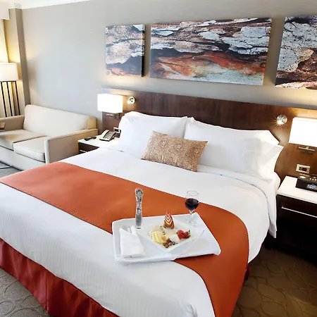 Delta Hotels By Marriott Saguenay Conference Centre-3