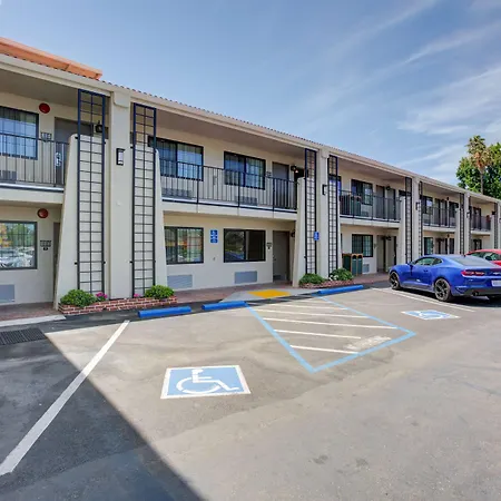 Best Western Sandman Hotel-3