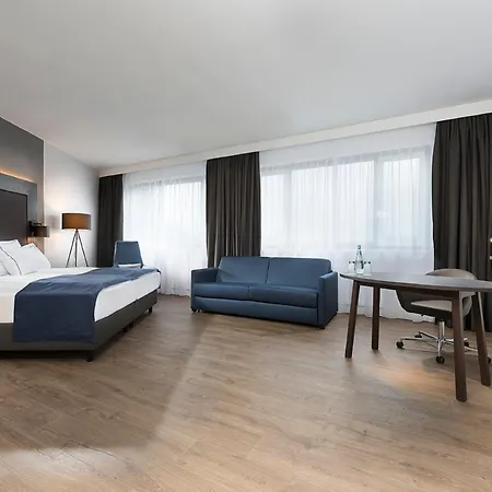 Holiday Inn Berlin City-West By Ihg-2