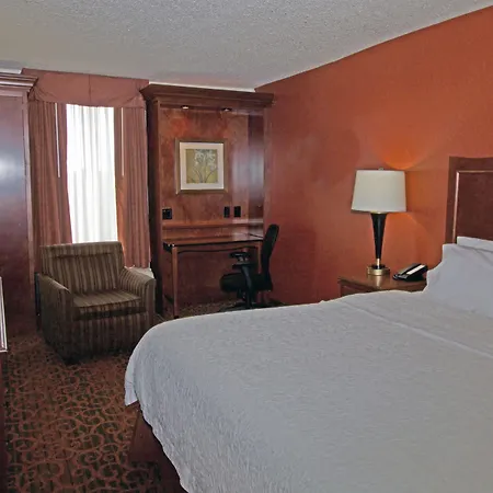 Hampton Inn Norfolk/Chesapeake - Greenbrier Area-2