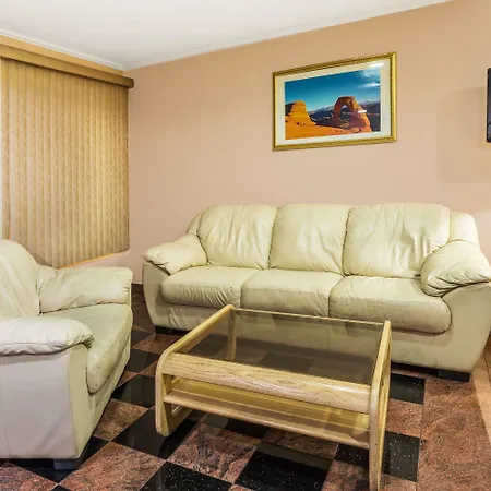 Days Inn By Wyndham Ashland-3