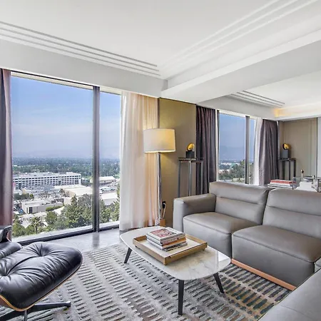 Sheraton Universal-2