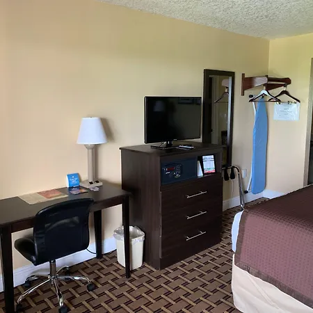 Days Inn By Wyndham Fort Lauderdale-Oakland Park Airport N-3