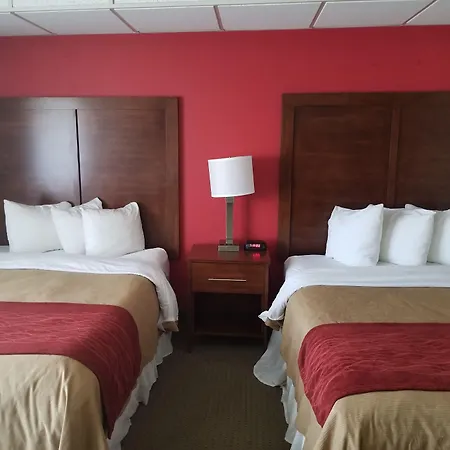 Ramada By Wyndham Downtown Spokane-2