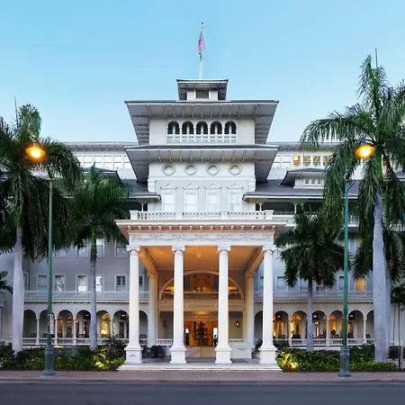 Moana Surfrider, A Westin Resort & Spa, Waikiki Beach-3
