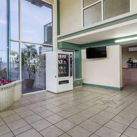 Rodeway Inn Clearwater-Largo-3