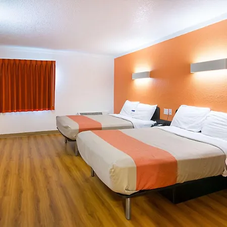 Motel 6-Tampa, Fl - Fairgrounds-2