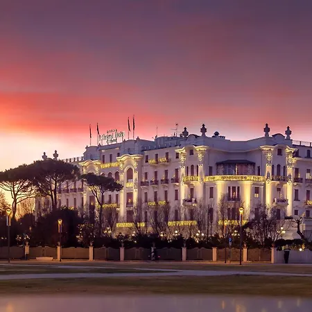 Grand Hotel Rimini-3