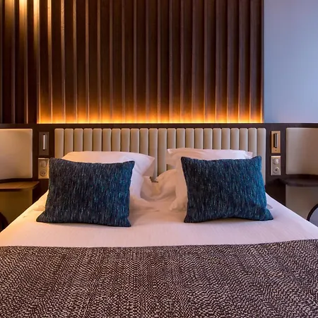 Best Western Premier Hotel De La Paix-3