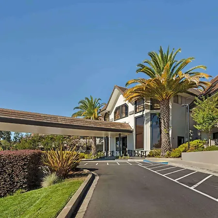 Best Western Plus Novato Oaks Inn-2