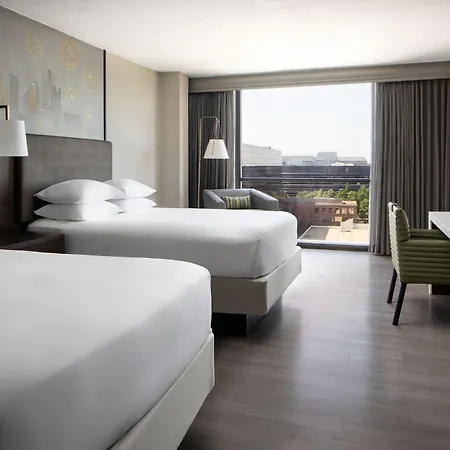 Dallas-Addison Marriott Quorum By The Galleria-2