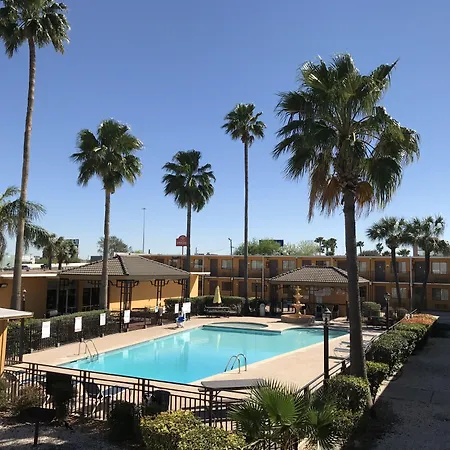 Americas Best Value Inn Laredo-2