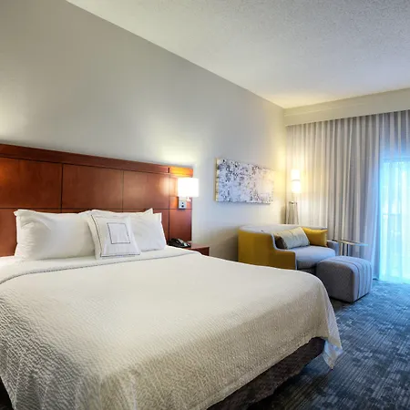Courtyard By Marriott Mcallen-3