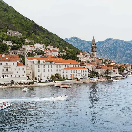 Heritage Grand Perast-3