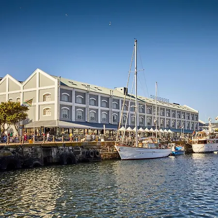 Victoria & Alfred Hotel By Newmark-3
