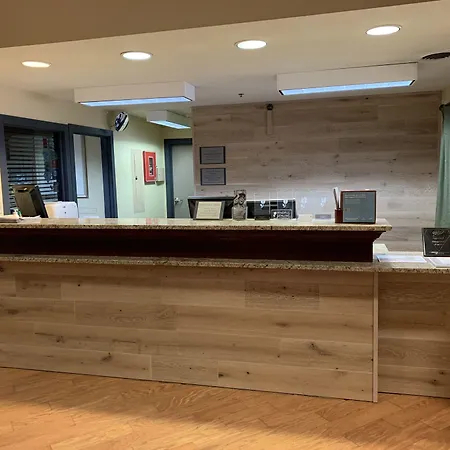 Country Inn & Suites By Radisson, Kearney, Ne-3