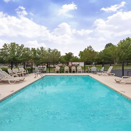 Baymont By Wyndham Florence/Muscle Shoals-2