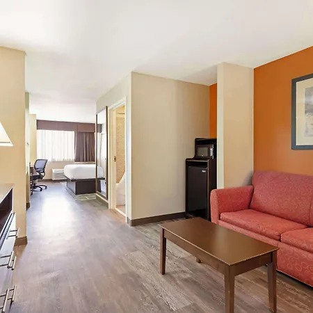 Best Western Inn & Suites New Braunfels-2