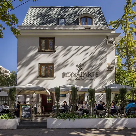 Park Plaza Bonaparte Boutique-3