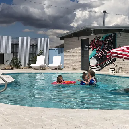 Hotel Mccoy Tucson - Art, Coffee, Beer, Wine, Pool-2