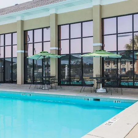 Quality Inn & Suites North Montgomery-3