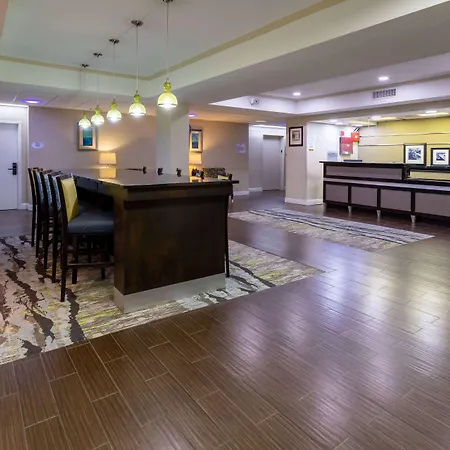Baymont By Wyndham Saraland-3