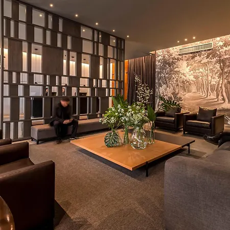 Broadway Hotel & Suites-2