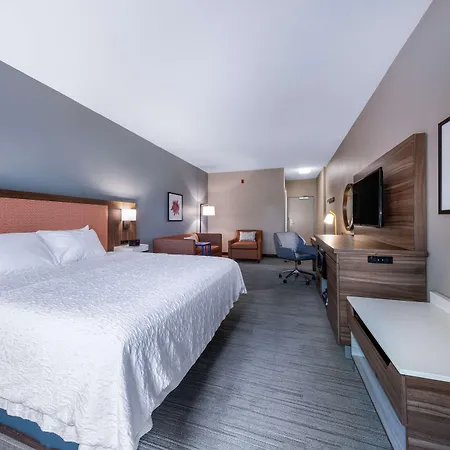 Hampton Inn Saint Robert-2