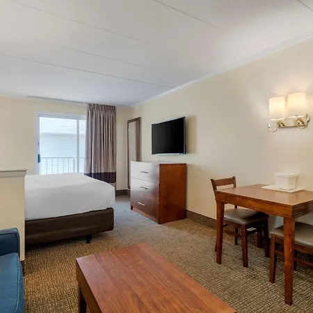 Comfort Inn Ocean City Boardwalk-2