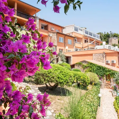 Boutique Hotel Torre Di Cala Piccola-3