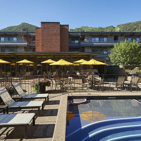 Aspen Square Condominium Hotel-3