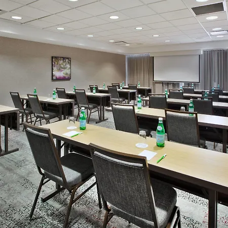 Courtyard By Marriott Somerset-2