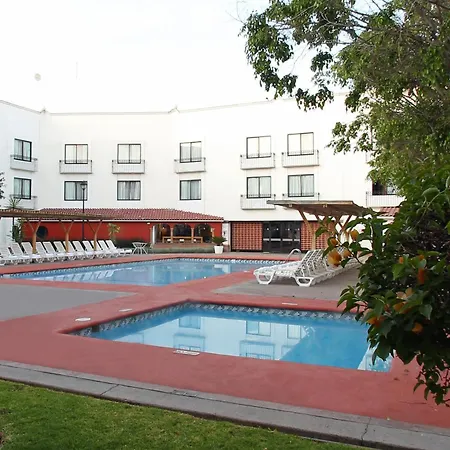 Fiesta Inn Queretaro-3