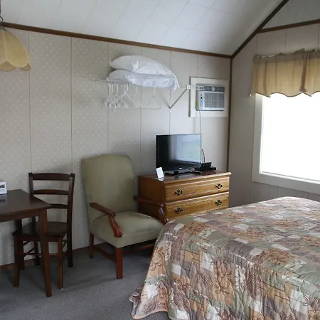 Kennebunk Gallery Motel And Cottages-2