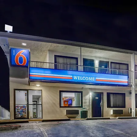 Motel 6 Denton, Tx - Unt-3