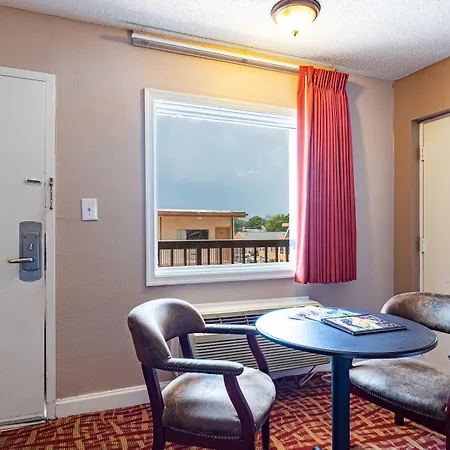 Sundial Inn-3