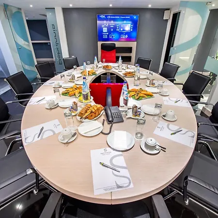 Semiramis City Hotel-3