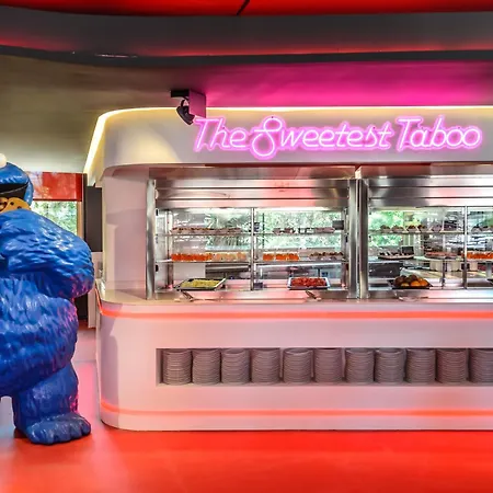 Hotel Vibra District - Adults Only-3