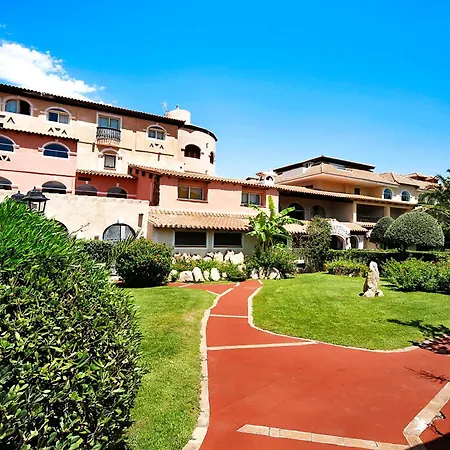 Colonna Beach Hotel Marinella-3