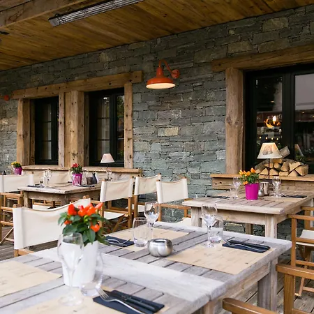 Chalet-Hotel La Marmotte, La Tapiaz & Spa, The Originals Relais-3