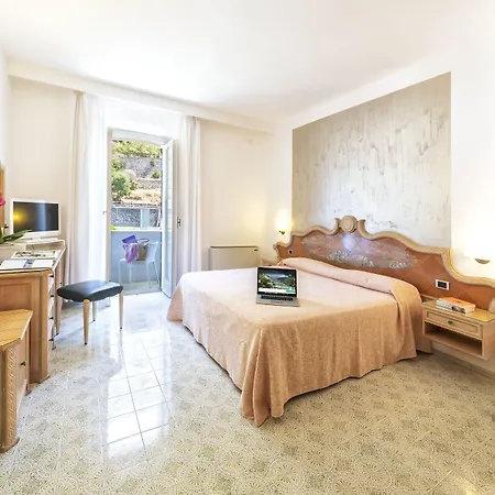 Hotel Parco Smeraldo Terme-3