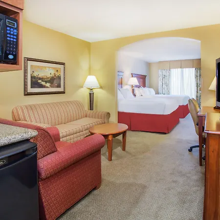 Holiday Inn Express & Suites Bloomington By Ihg-3